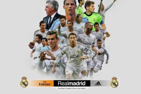 冠军赛终场哨响，球员泪洒赛场写下难忘瞬间，冠军被推出赛道