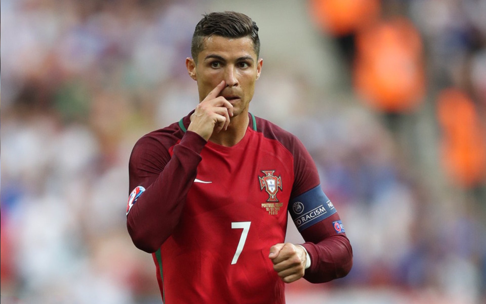 国足比赛冲刺次数与体能分布趋势，国足训练赛